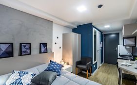 Charme e Conforto - Studio Central - AYN012
